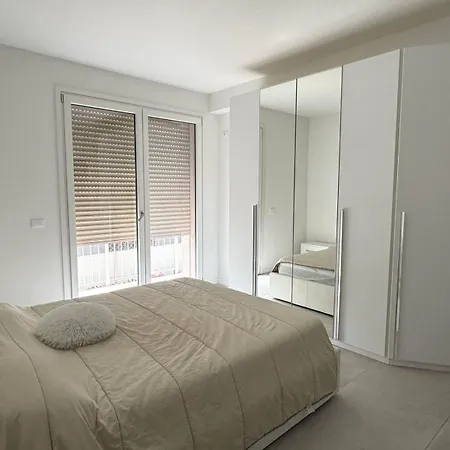 The Breeze - With Pool *